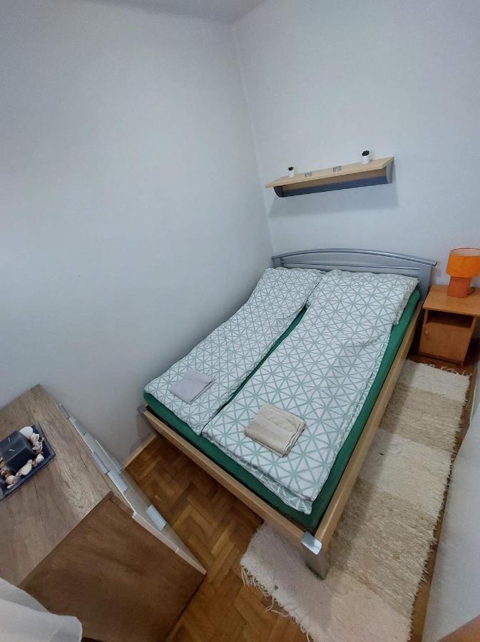 פוניארצוושהג' Dorka Apartman מראה חיצוני תמונה